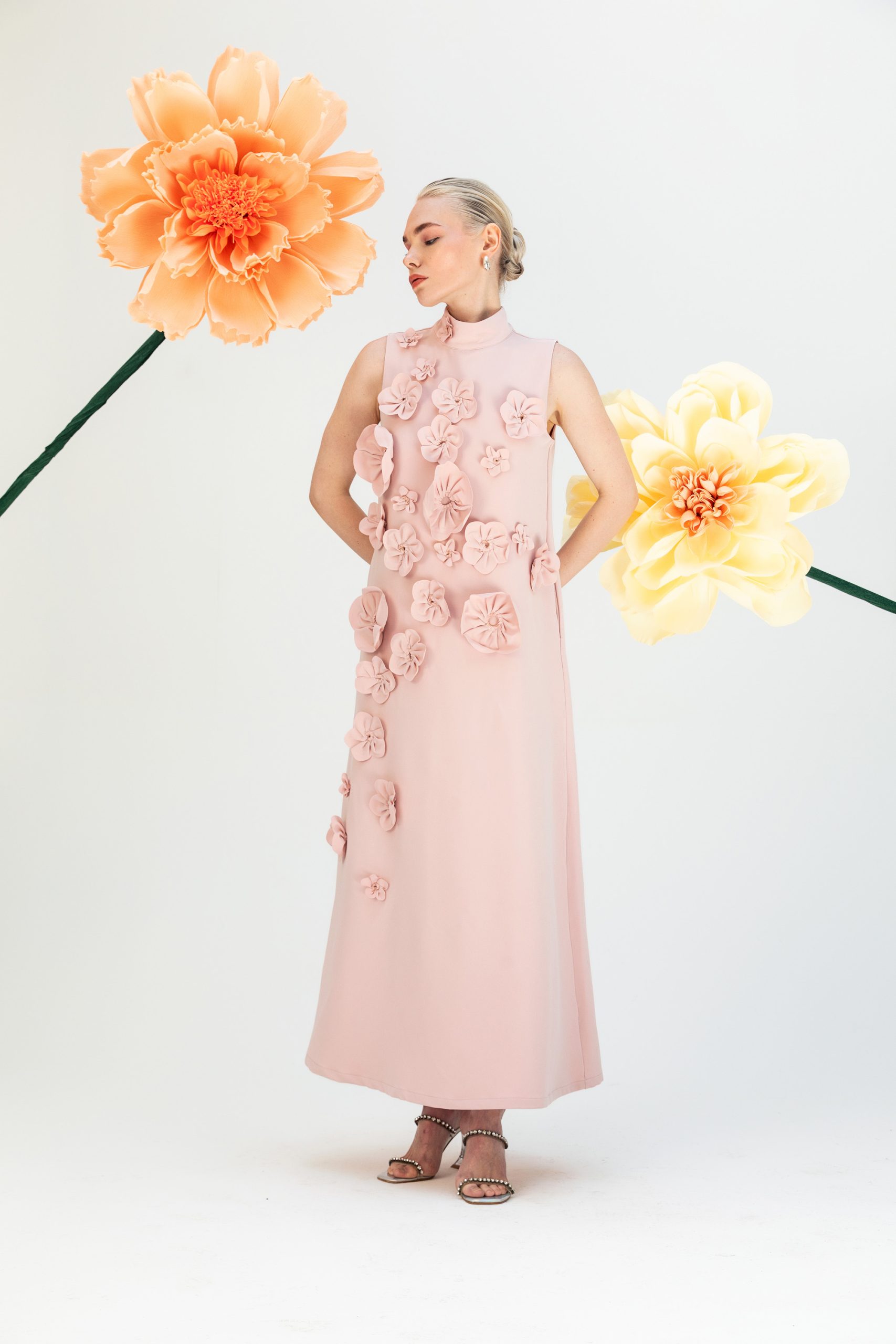 Pembe Çiçekli Elbise - Görsel 4